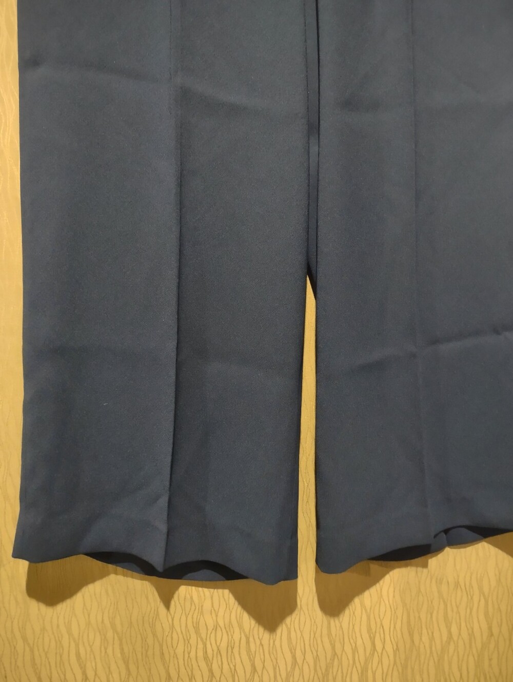 Halogen Women's Wide Leg Crop Pants - 8 - Picture 3 of 9